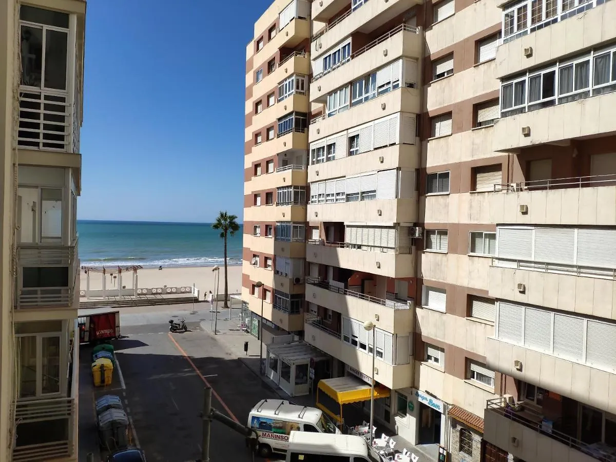 Apartamento Nereidas Vistas Mar 2 baños Cádiz